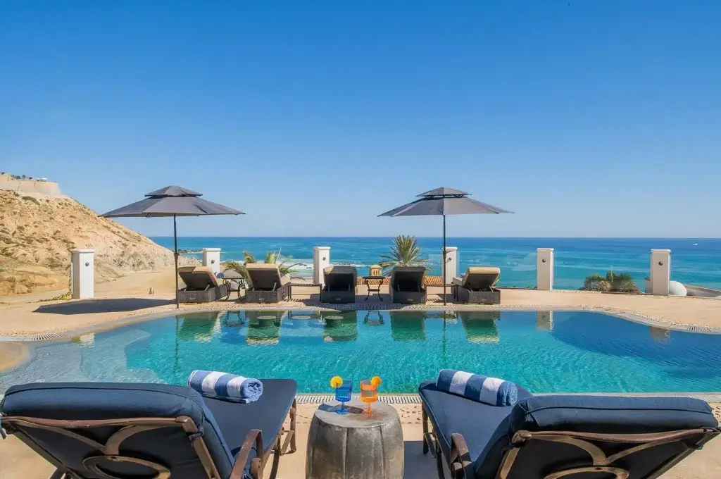 Modern Homes in Cabo Search