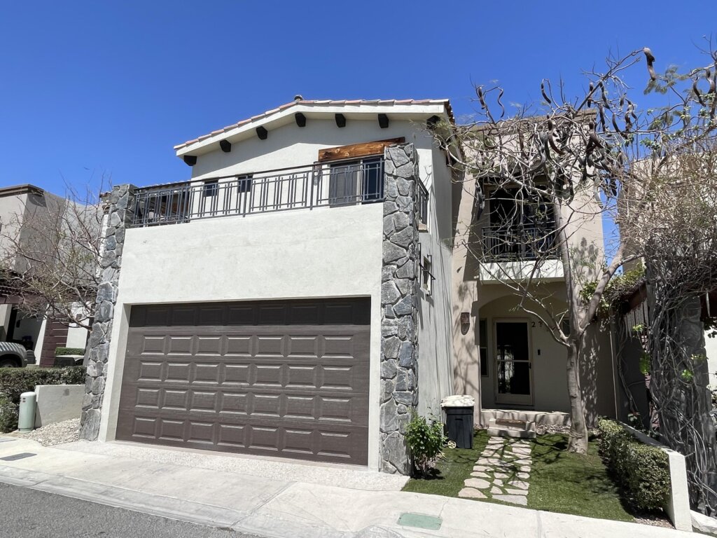 Los Cabos Cumbre Del Tezal Move-in ready and fully furnished. 2,045 sq ft of construction on a 2,551 sq ft lot with 3-car parking. Luxury finishes include marble flooring, wood kitchen with granite countertops, built-in wooden closets in all bedrooms, and vanities with tempered glass shower doors in all 3.5 baths. Fully equipped with 5 Gree inverter mini-split A/C units (3 × 1-ton, 2 × 2-ton), LG 22' French Door refrigerator, Whirlpool gas stove, and 1.7 cu ft microwave hood. Additional features: rooftop with bar, grill & sink, private terrace, storage, WiFi smart lock, private 5,000-liter cistern, and termite prevention system. ommunity: pool, gym, sports courts, kids' area, 3 clubhouses & 24/7 gated security for sale