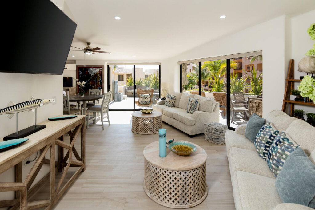 Los Cabos Terrasol Welcome to Terrasol, where many believe this beachfront property is like no other in all of Los Cabos!! This gorgeous, 3-bedroom, 3-bathroom unit #160A has been completely remodeled. It is centrally located an only 5-minutes walking distance to the famous Cabo San Lucas Marina. – Avenue Solmar, Cabo San Lucas, BS