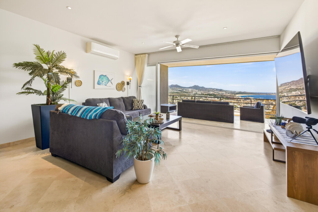 Los Cabos Cascadas Turnkey 2-bedroom, 2-bath condominium with stunning Medano bay – Camino de la Pedrera, Cabo San Lucas, BS
