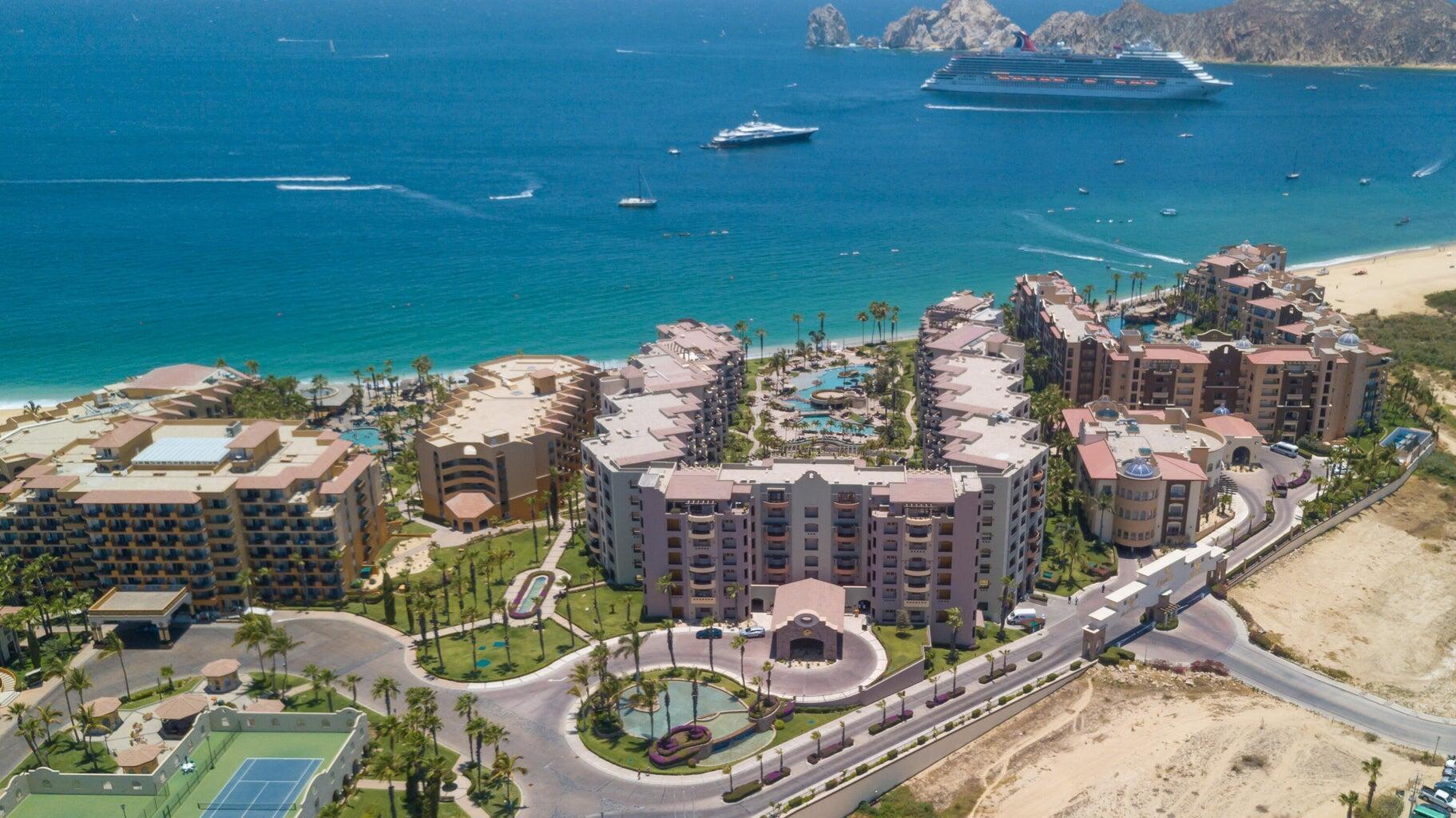 Los Cabos Villa La Estancia You will certainly spoil yourself in this newly upgraded villa Ideal location on World Famous Medano Beach in Cabo San Lucas With straight on for sale