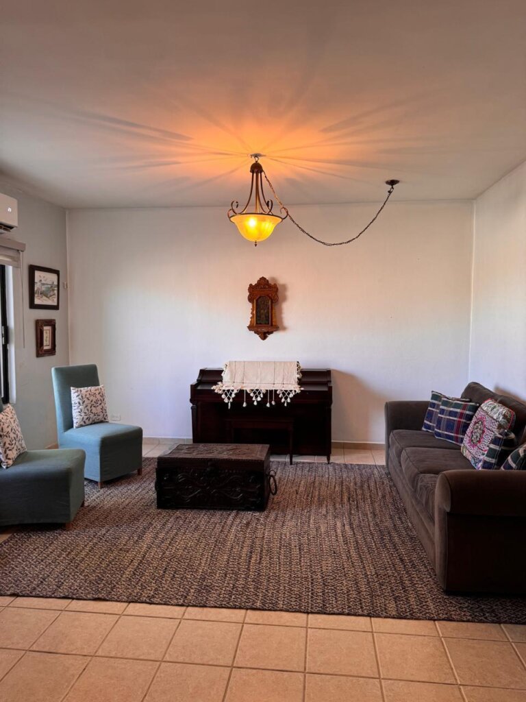 Los Cabos The Canyon Entre Piedras Welcome to The Canyon, San José del Cabo's only fully accessible master-planned community. This enclave of 39 Artigas-designed 4-bedroom homes offers three layout options, central air, four full baths, two-car carport, rooftop terrace with ocean for sale