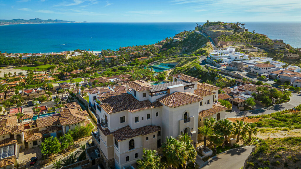 Los Cabos Espiritu Del Mar Like-new and impeccably maintained, this contemporary Ledges residence offers effortless, low-maintenance living with high-end finishes and a refined modern furniture package. Enjoy expansive ocean – Ledges Residence One, San Jose Corridor, San Jose Corridor, BS