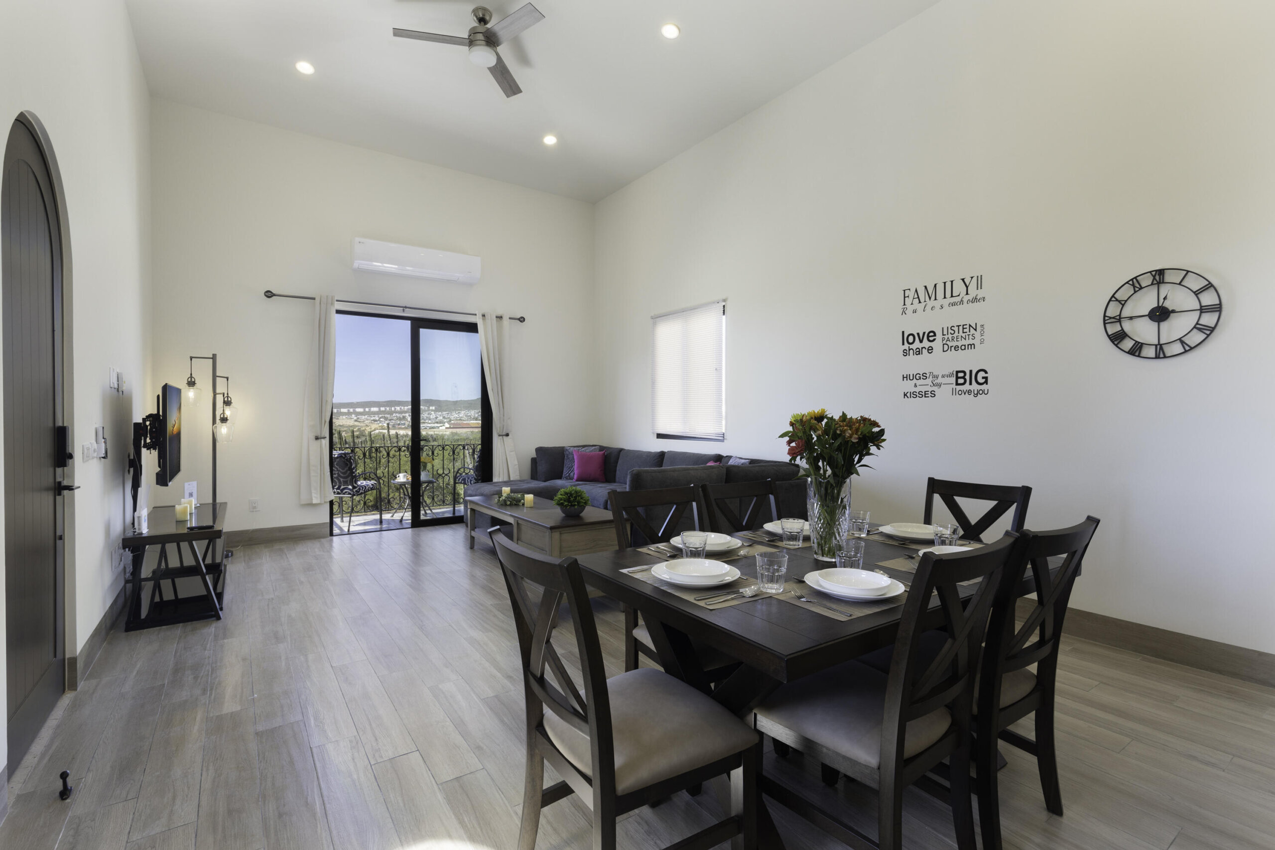 Los Cabos Mavila This fully furnished, turnkey 2-bed/2-bath condo in Mavila at Quivira sits on the second floor with high ceilings and direct for sale