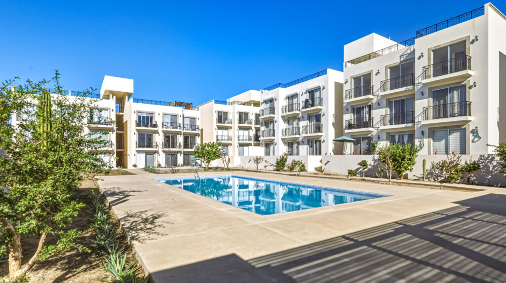 Los Cabos Cangrejos Penthouse-style 3BR/2BA condo located in Palmitos Residential, Cabo San Lucas. This top-floor unit features a private oversize rooftop terrace with spectacular sunset – Palmitos Residencial, Cabo San Lucas, Cabo San Lucas, BS