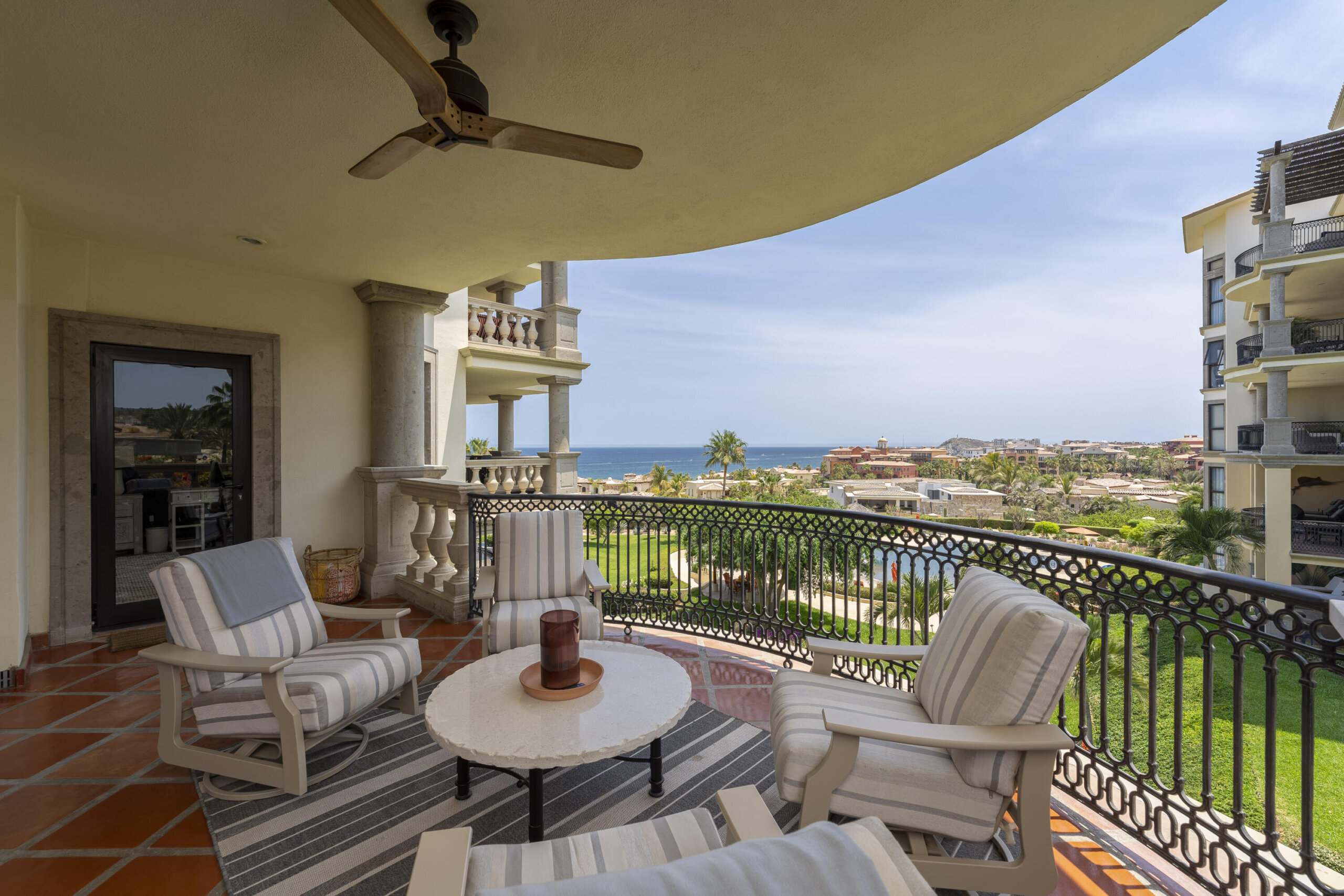 Los Cabos Puerta Del Sol-Cdsol Situated in Puerta del Sol, this beautiful 2-bedroom ocean for sale