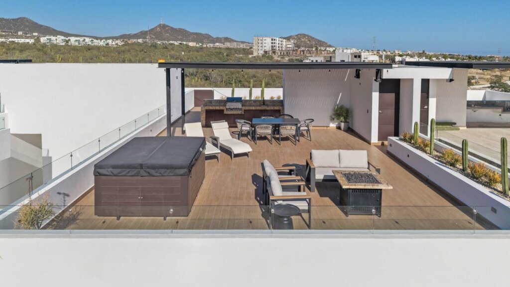 Los Cabos Solara Del Mar Why wait for a promise when you can walk into your reality today? This exclusive 3-bedroom Penthouse at Solara del Mar represents the gold standard of ''Blue Chip'' real estate in El Tezal. Boasting a private rooftop designed for the ultimate evening entertainer, this residence offers unobstructed vistas of the iconic Land's End and the shimmering Sea of Cortez. With 100% completed amenities and artisanal craftsmanship throughout, this is a turn-key legacy investment. Whether you are looking for a high-yield rental asset or a sophisticated family retreat in the Cabo Corridor, this penthouse delivers unrivaled certainty and lifestyle. Your Cabo journey doesn't start next – Solara del Mar 3Br Penthouse, Cabo Corridor, BS
