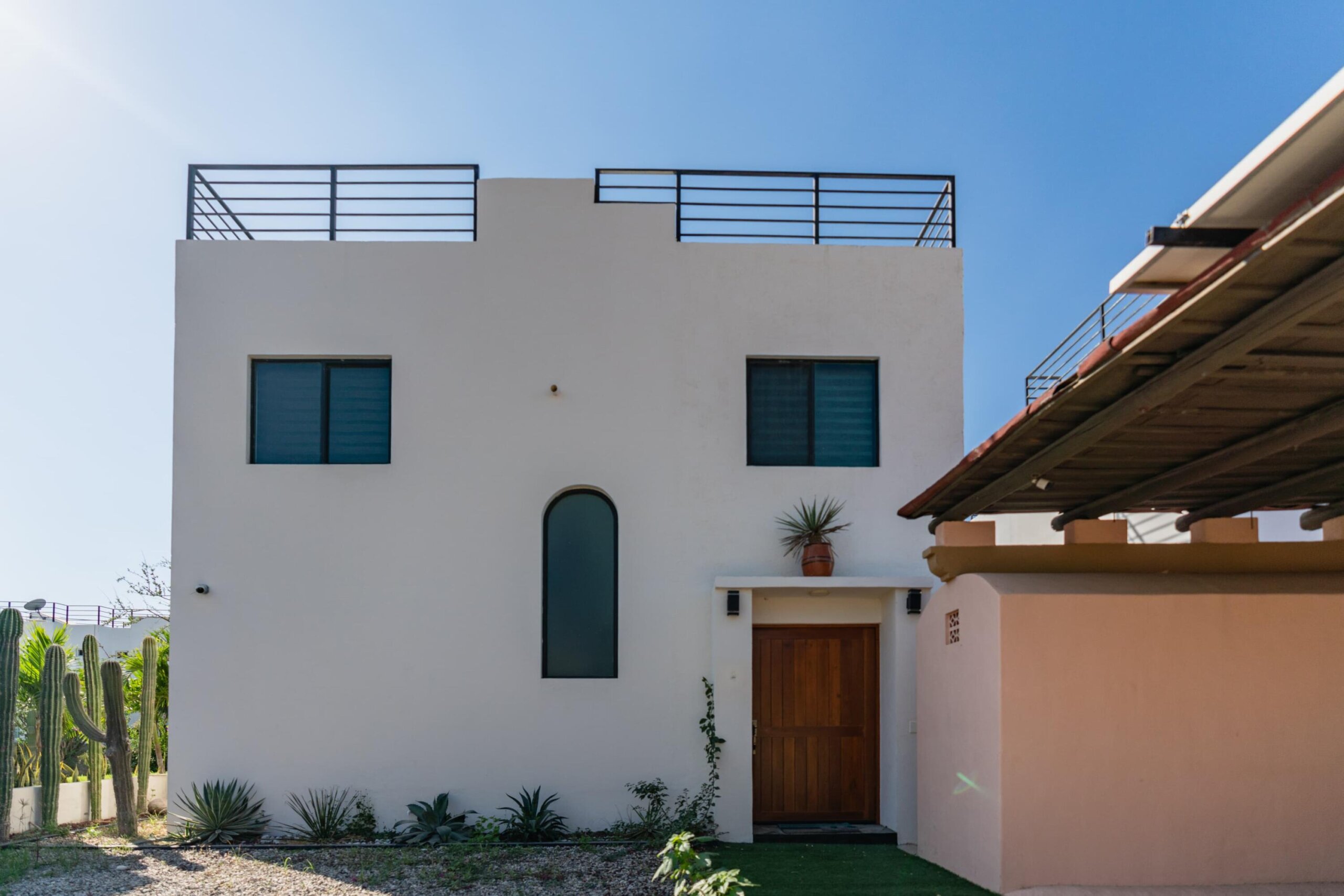 Los Cabos El Tule-Inland:General Pre-construction residence in Rancho Los Tules, Los Cabos. Features 4 bedrooms, each with a full bathroom and walk-in closet, offering privacy and comfort. Enjoy ocean for sale