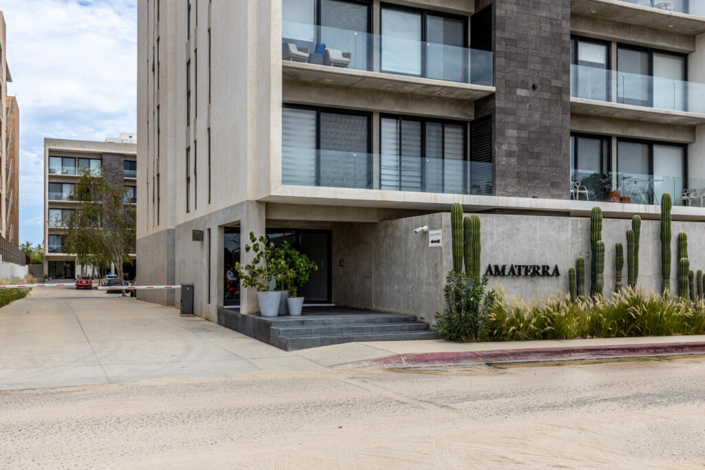 Los Cabos Mauricio Castro Priced at – Condo Cabo del Mar, Cabo Corridor, Cabo Corridor, BS
