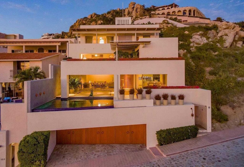 Los Cabos El Tule-Inland:General Rare investor opportunity in the San José Corridor. 2 luxury residences fully completed and move-in ready. 8 additional units with land secured and full blueprints in place -- ready to build to buyer's vision. At – Casa Savoy, Block 1, Lot 113, San Jose del Cabo, BS